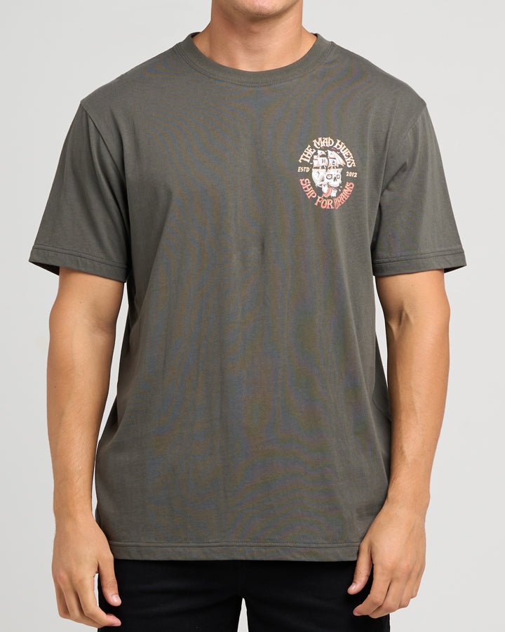The Mad Hueys Ship For Brains | Ss Tee in CHARCOAL