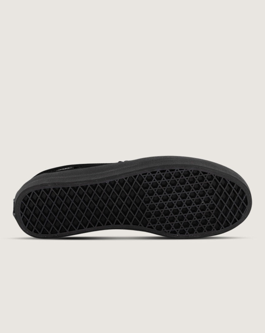 Vans SKATE LOAFER SUEDE BLACK/BLACK in Suede Black/Black