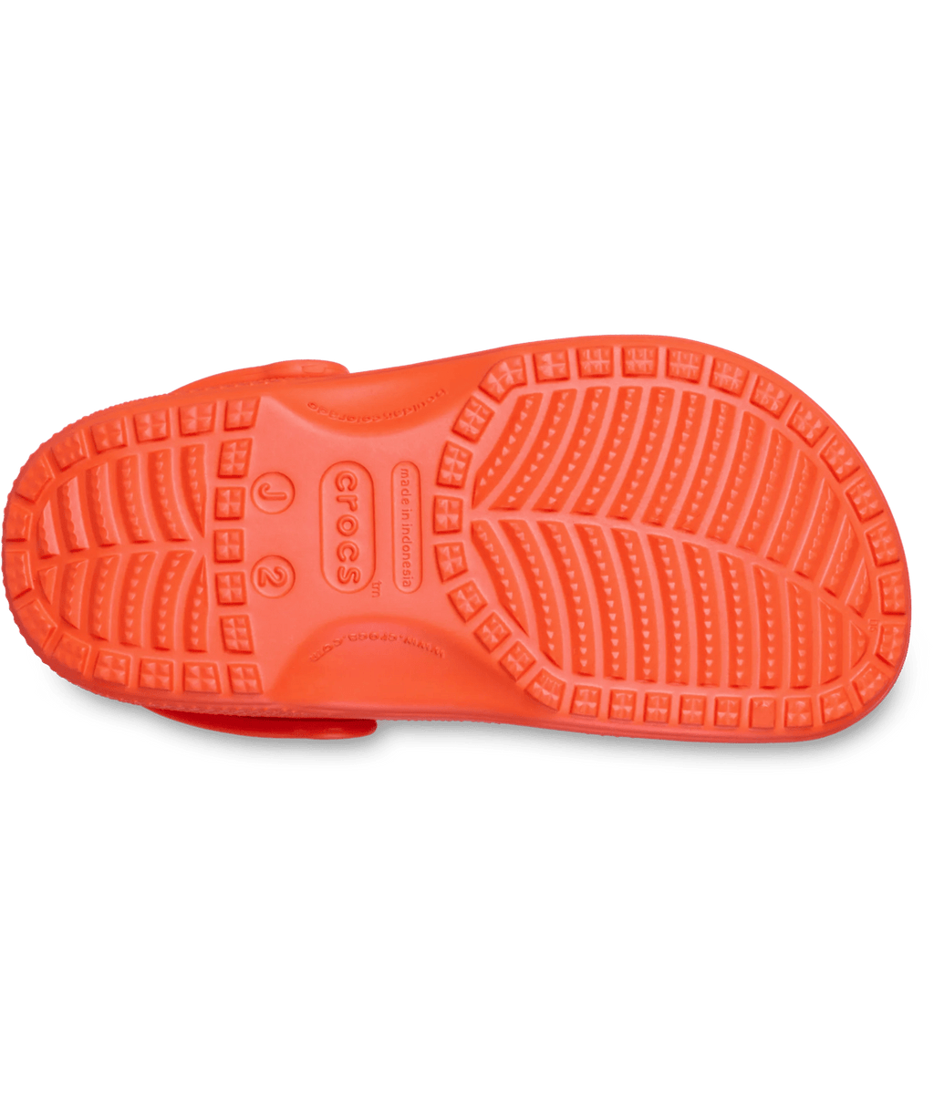 Crocs Classic Clog K in Shocking Orange