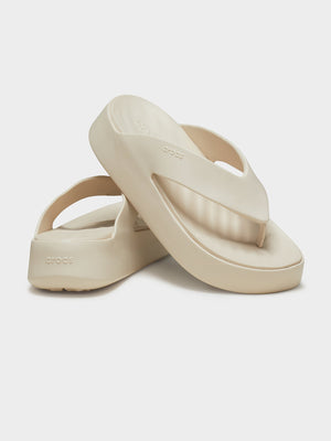 Crocs Getaway Platform Flip Stucco