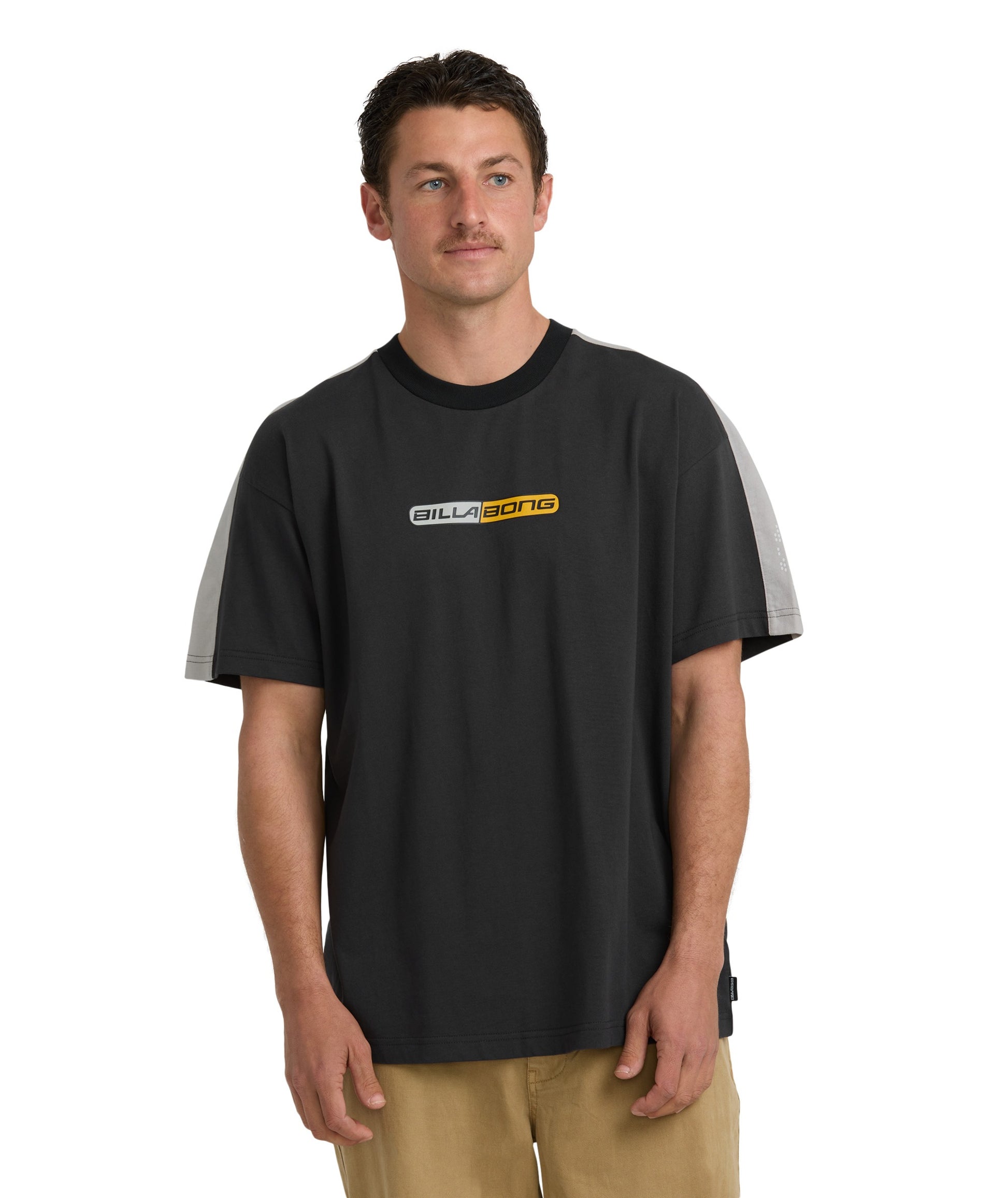 Billabong Spec Iconic Ss in WASHED BLACK