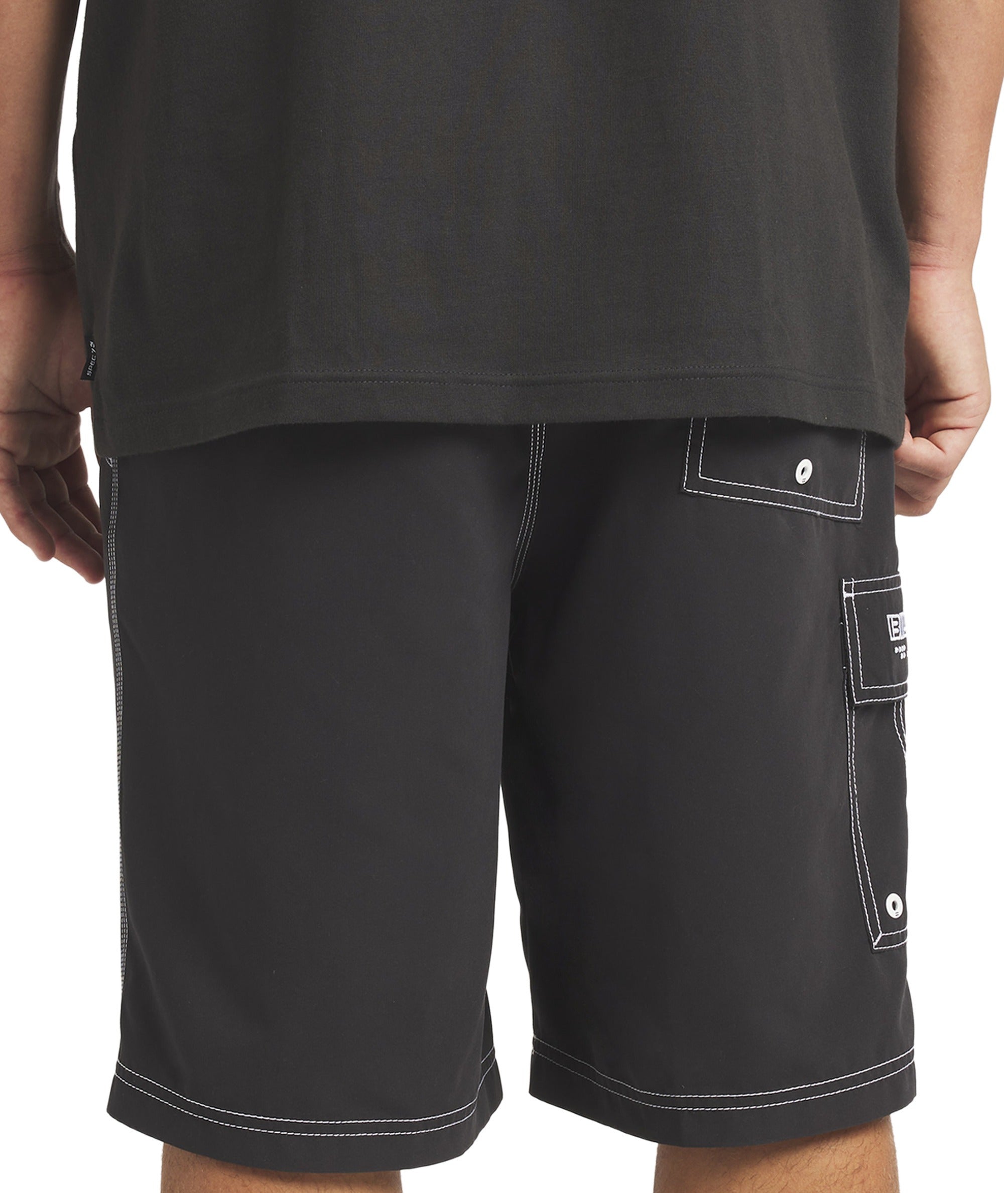 Billabong Throw On in BLACK