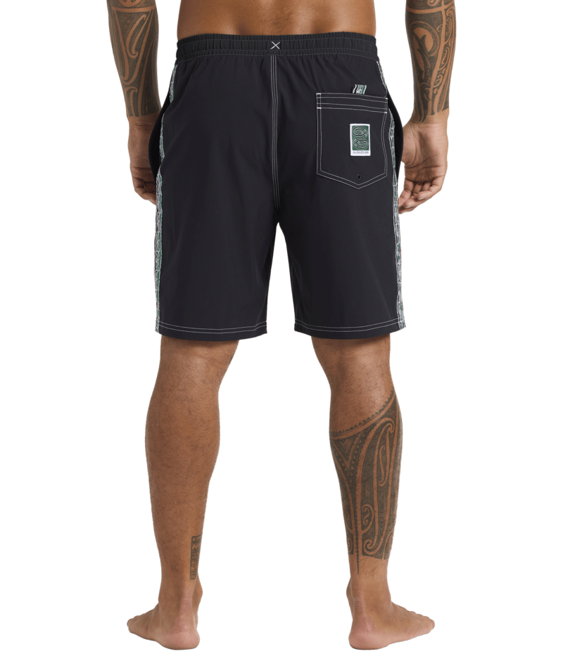 Quiksilver Pu-Tawhiro Volley 20 in BLACK