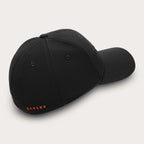 Oakley BARK EMBOSSED HAT in Pitch Black/Flame Red