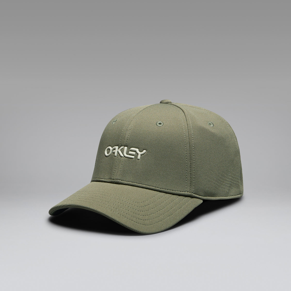 Oakley 6 PANEL STRETCH METALLIC HAT in Deep Olive/Mist