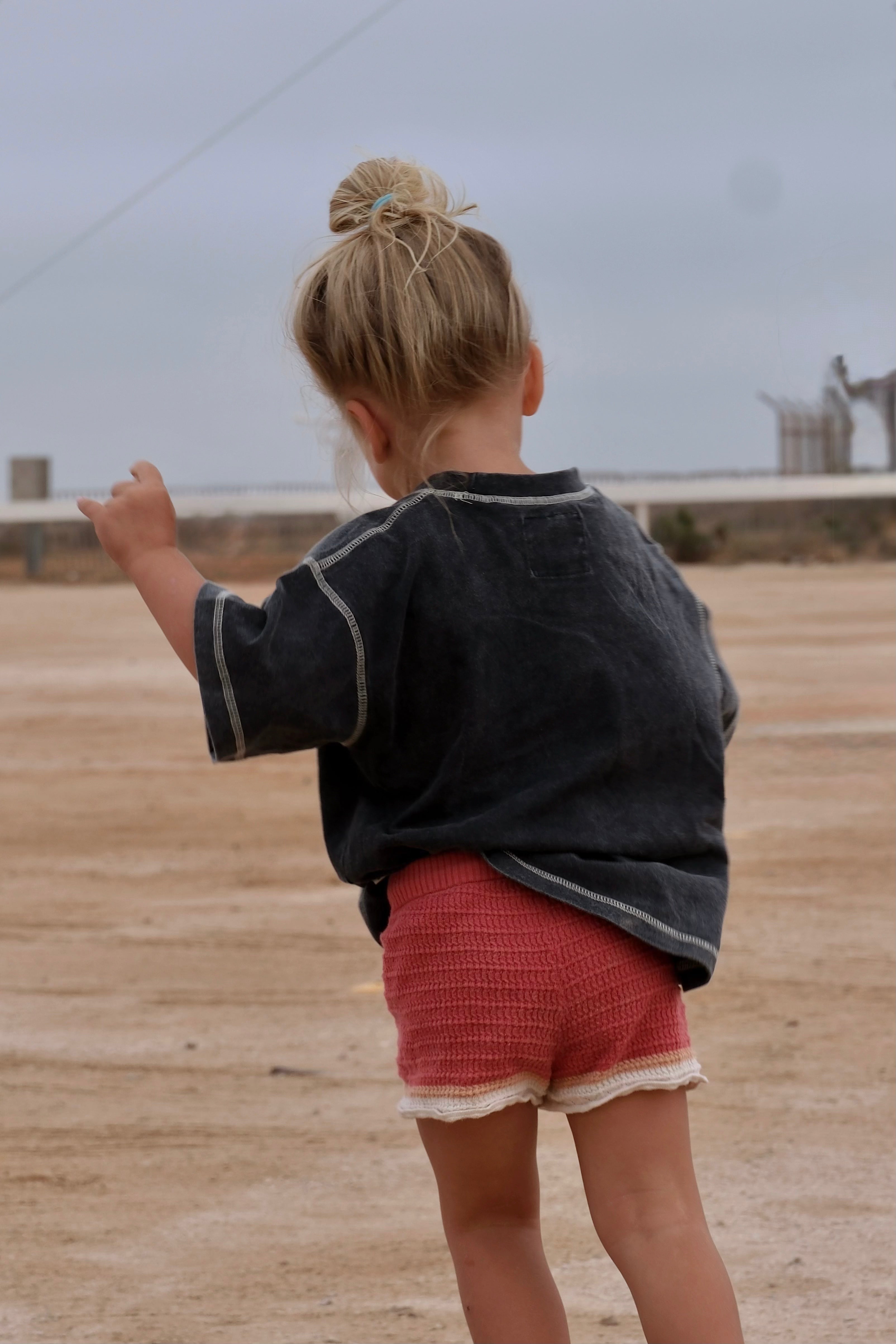 Olas Supply Co SEA CALLING MINI TEE in Single