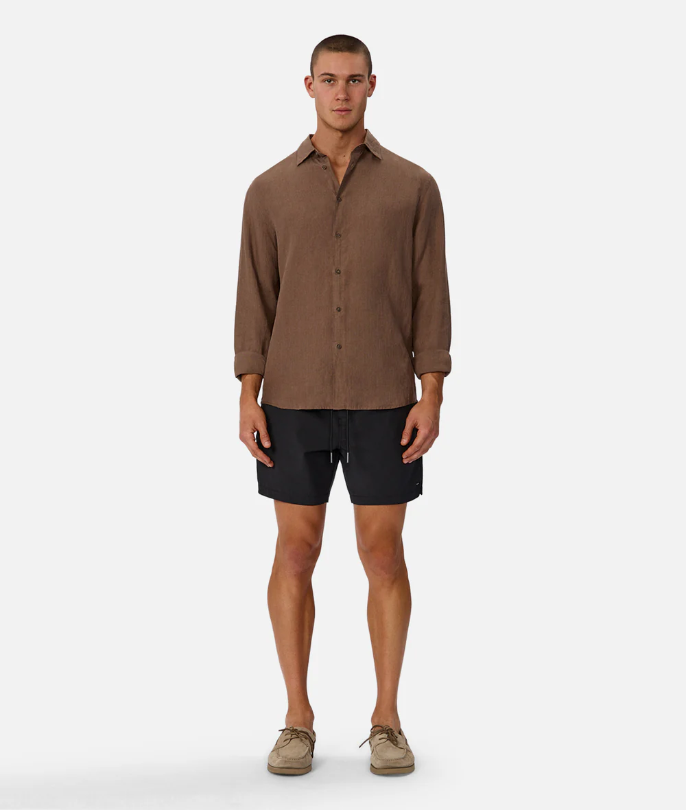 Industrie The St Martins Long Sleeve Linen Shirt - Denim in MACCHIATO