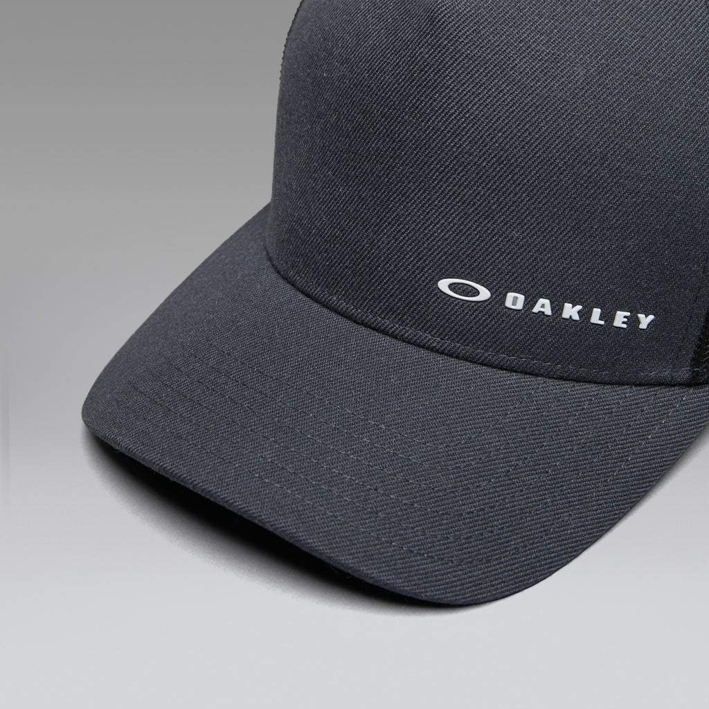 Oakley CHALTEN CAP in Graphite