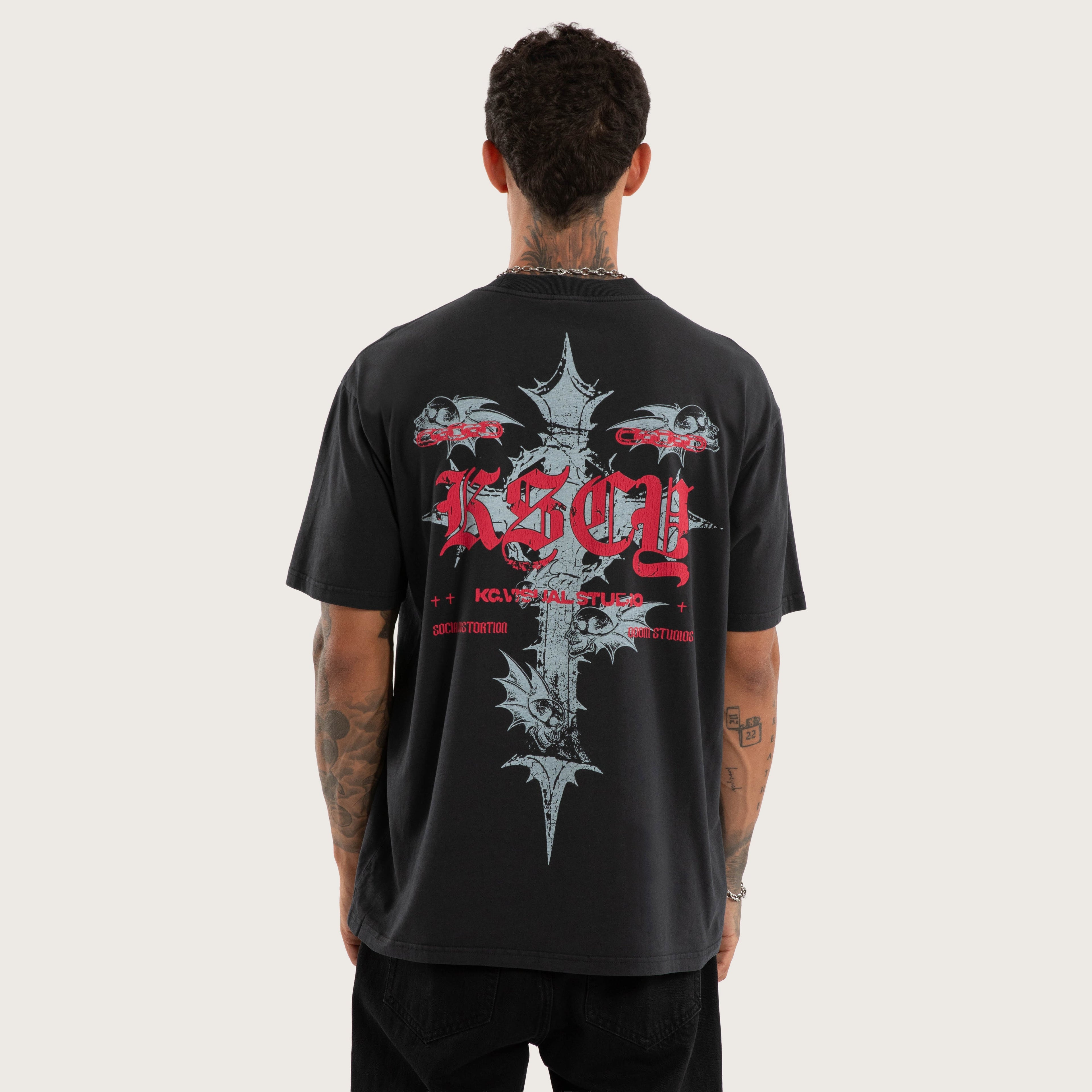 Kiss Chacey Underground Box Fit Tee in Pigment Anthracite