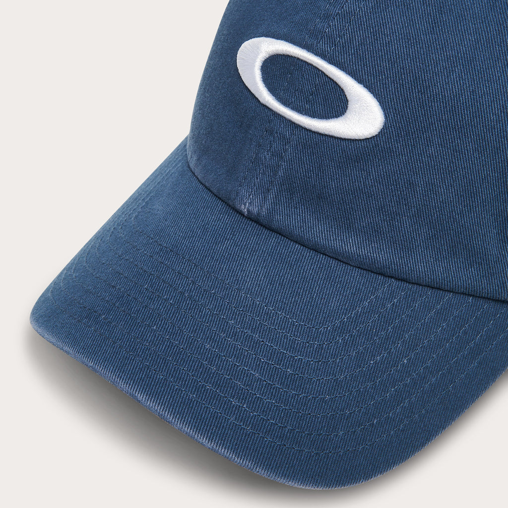 Oakley REMIX DAD HAT in Abyss/White