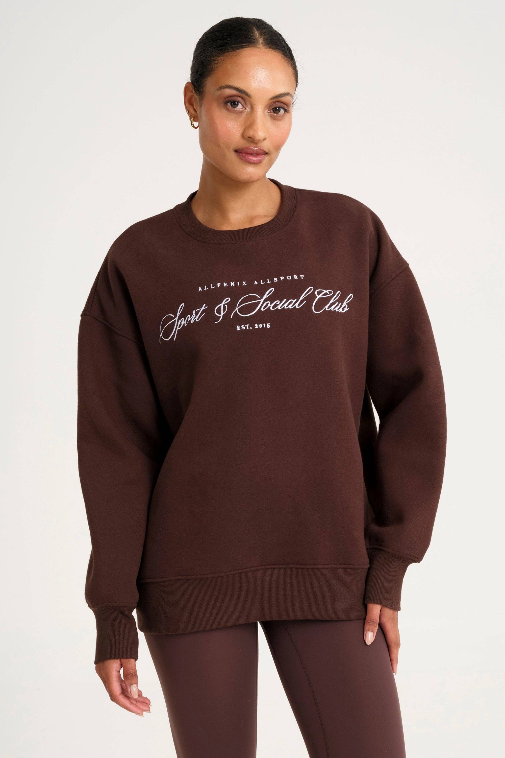 All Fenix Collegiate Graphic Crew Neck Jumper in Espresso