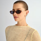 Le Specs LUNITA DARK TORT in SMOKE MONO