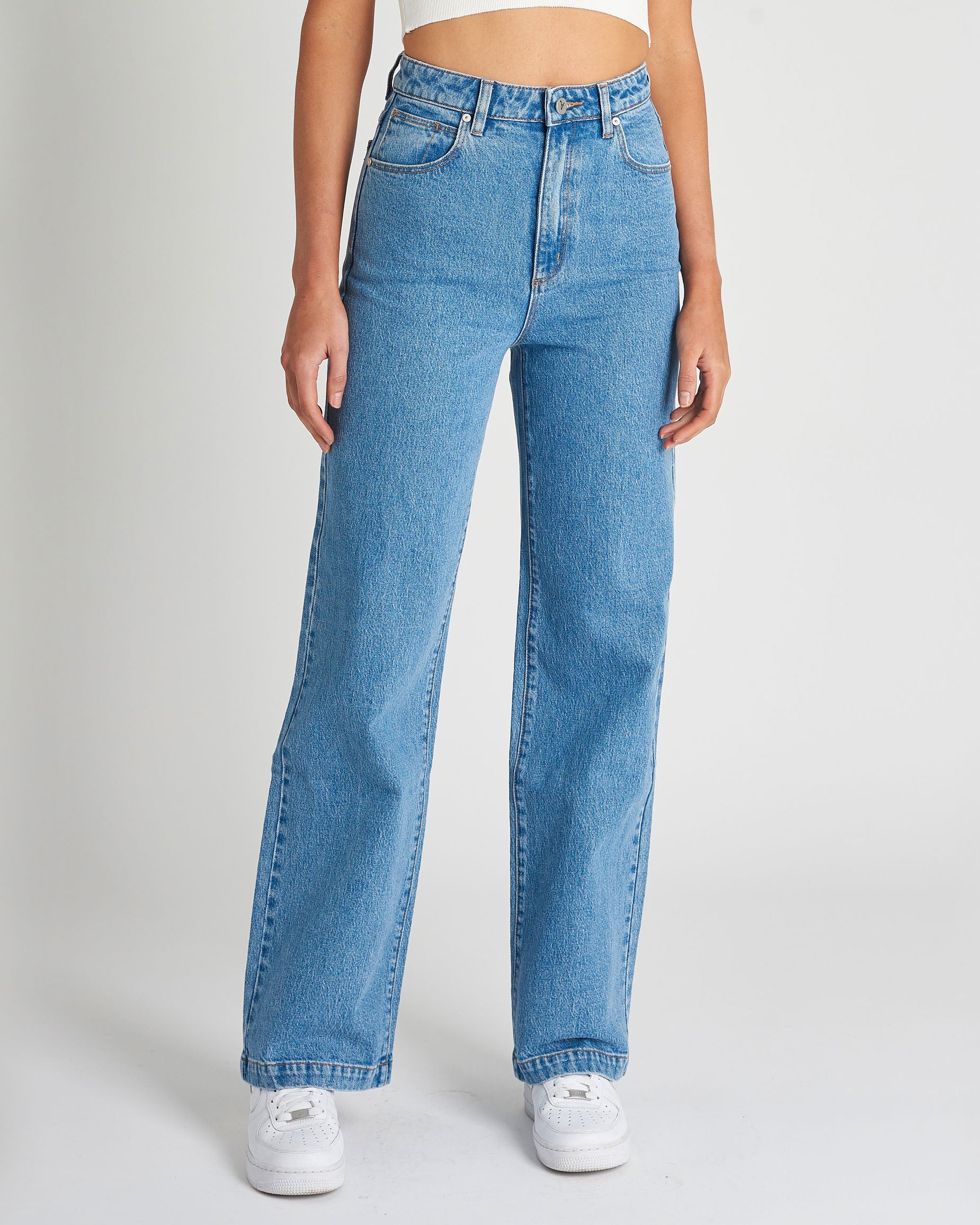 Abrand Jeans 94 High & Wide Debbie in DEBBIE