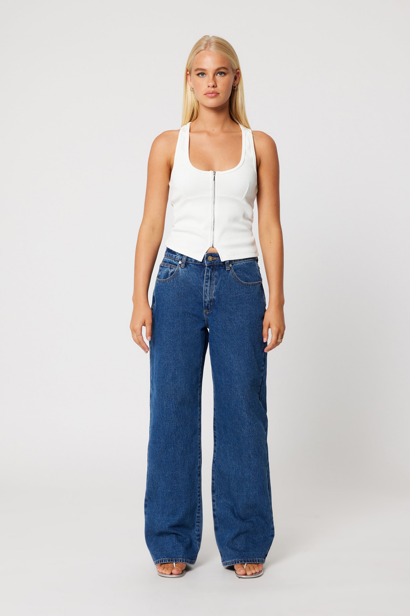 Abrand Jeans 95 Baggy Bella in MID BLUE