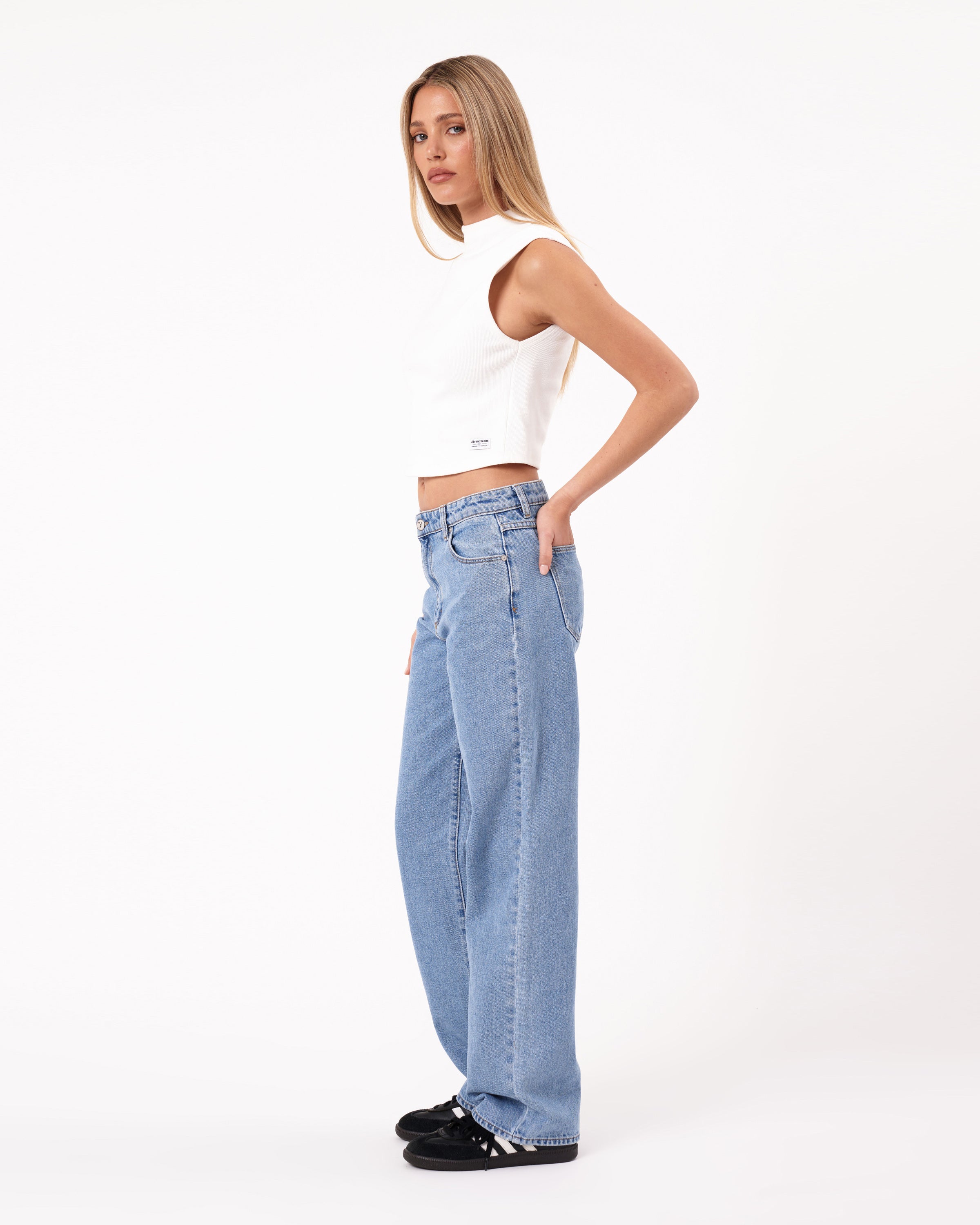 Abrand Jeans 95 Baggy Gigi in MID BLUE