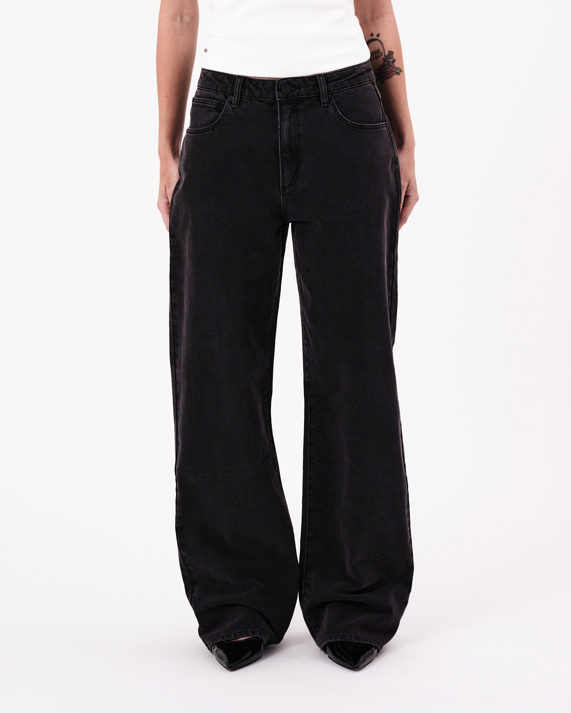 Abrand Jeans 95 Baggy Heidi in WASHED BLACK