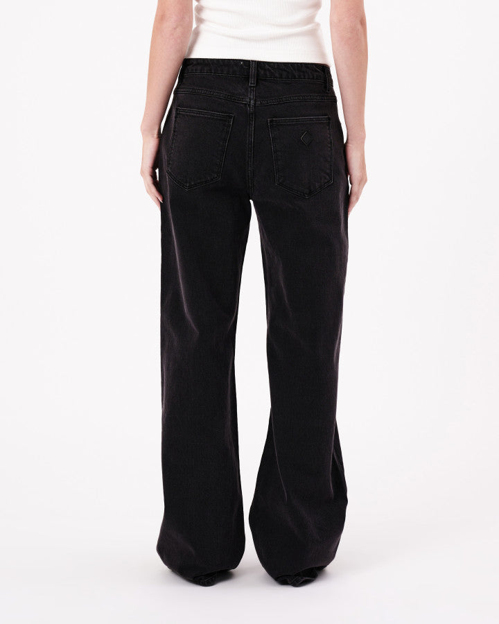 Abrand Jeans 95 Baggy Heidi in WASHED BLACK