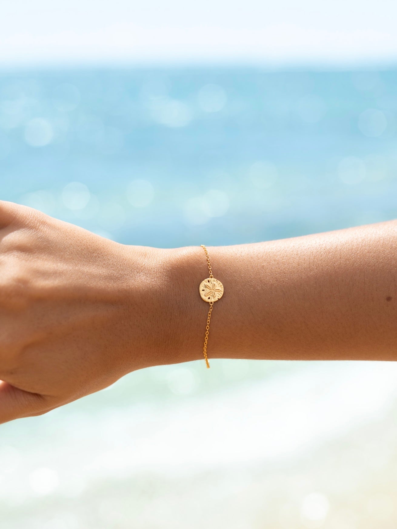 Malakai The Label Sand Dollar Bracelet in 18k Gold in Default Title