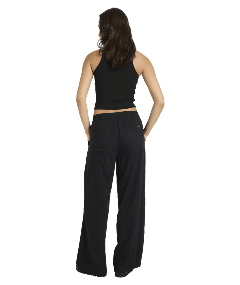 Volcom Dropping In Pan in Black