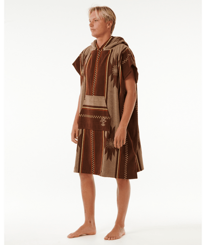 Rip Curl Searchers Hooded Towel in DUSTED CHOCOLATE