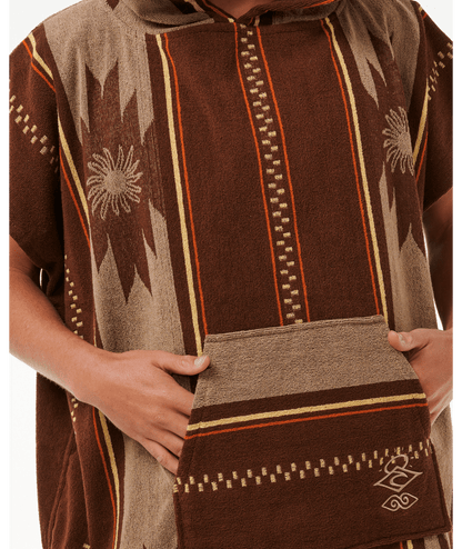 Rip Curl Searchers Hooded Towel in DUSTED CHOCOLATE