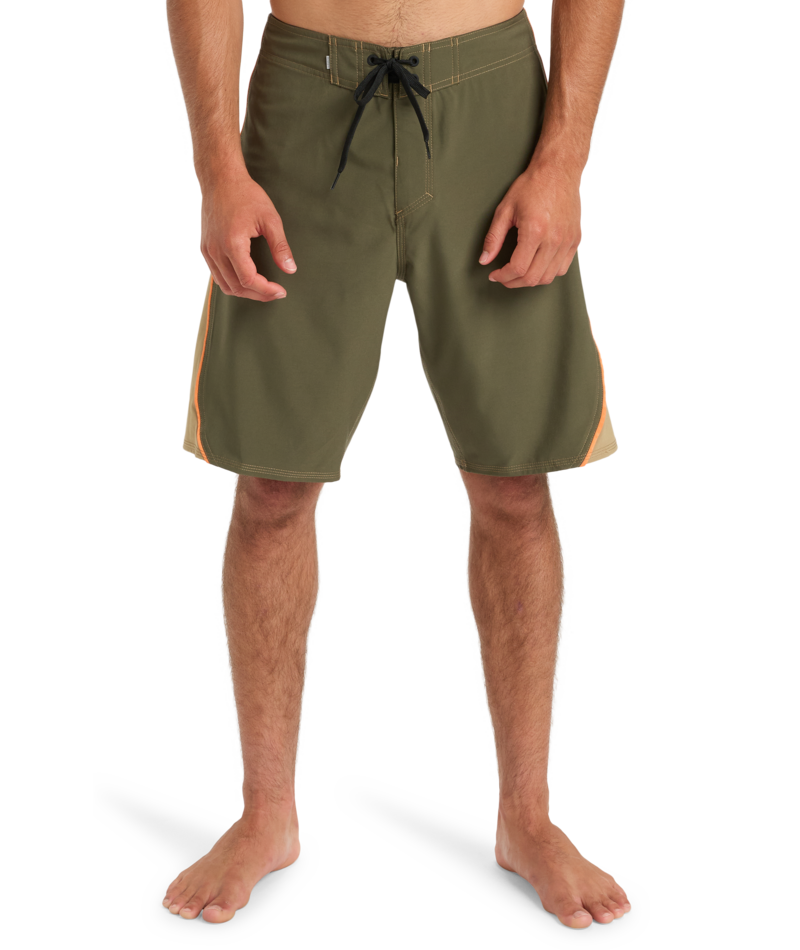 Quiksilver Mercury 99 20 in DUSTY OLIVE