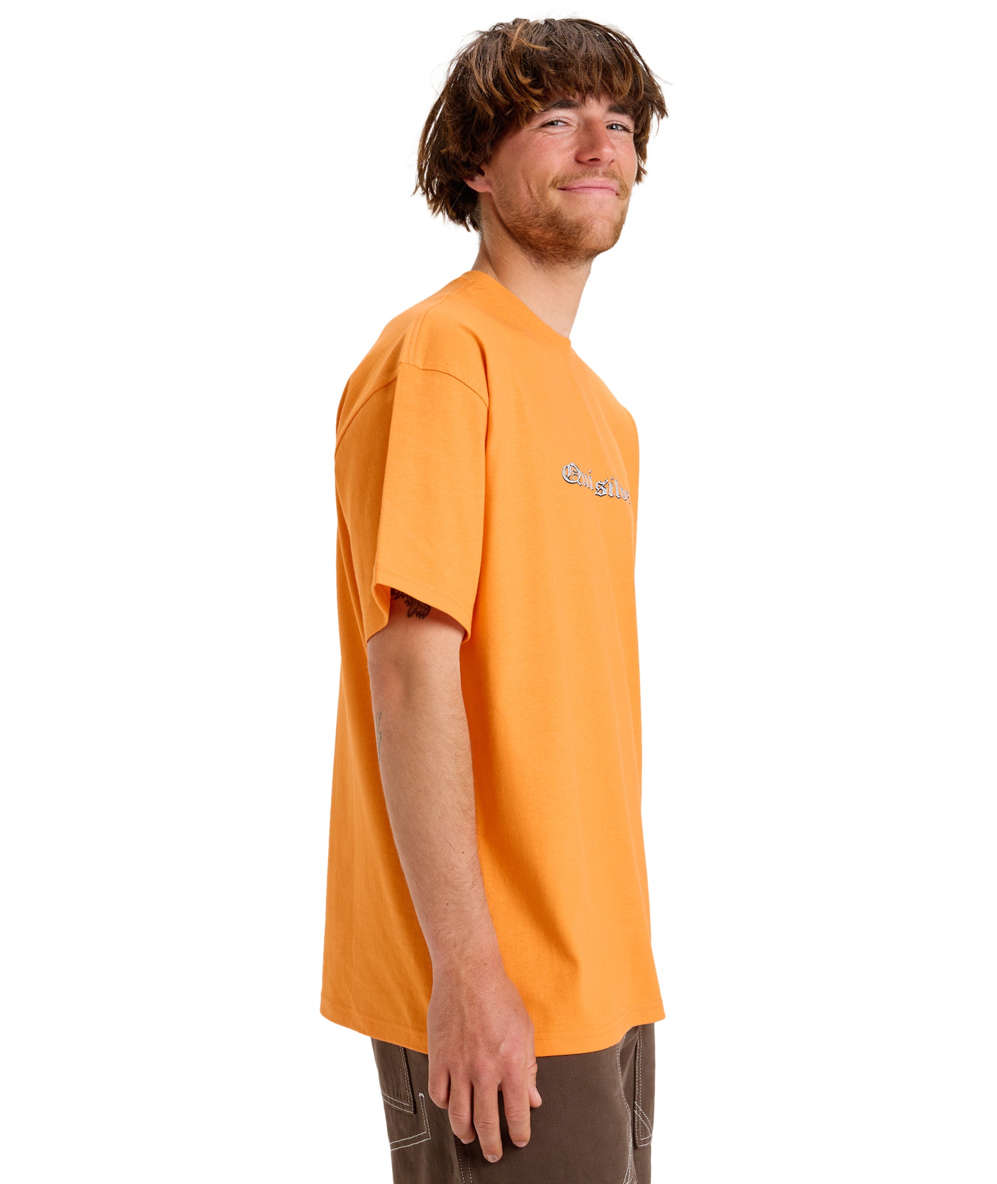 Quiksilver Mercury Chrome Oldenglish Tee in ORANGE PEEL