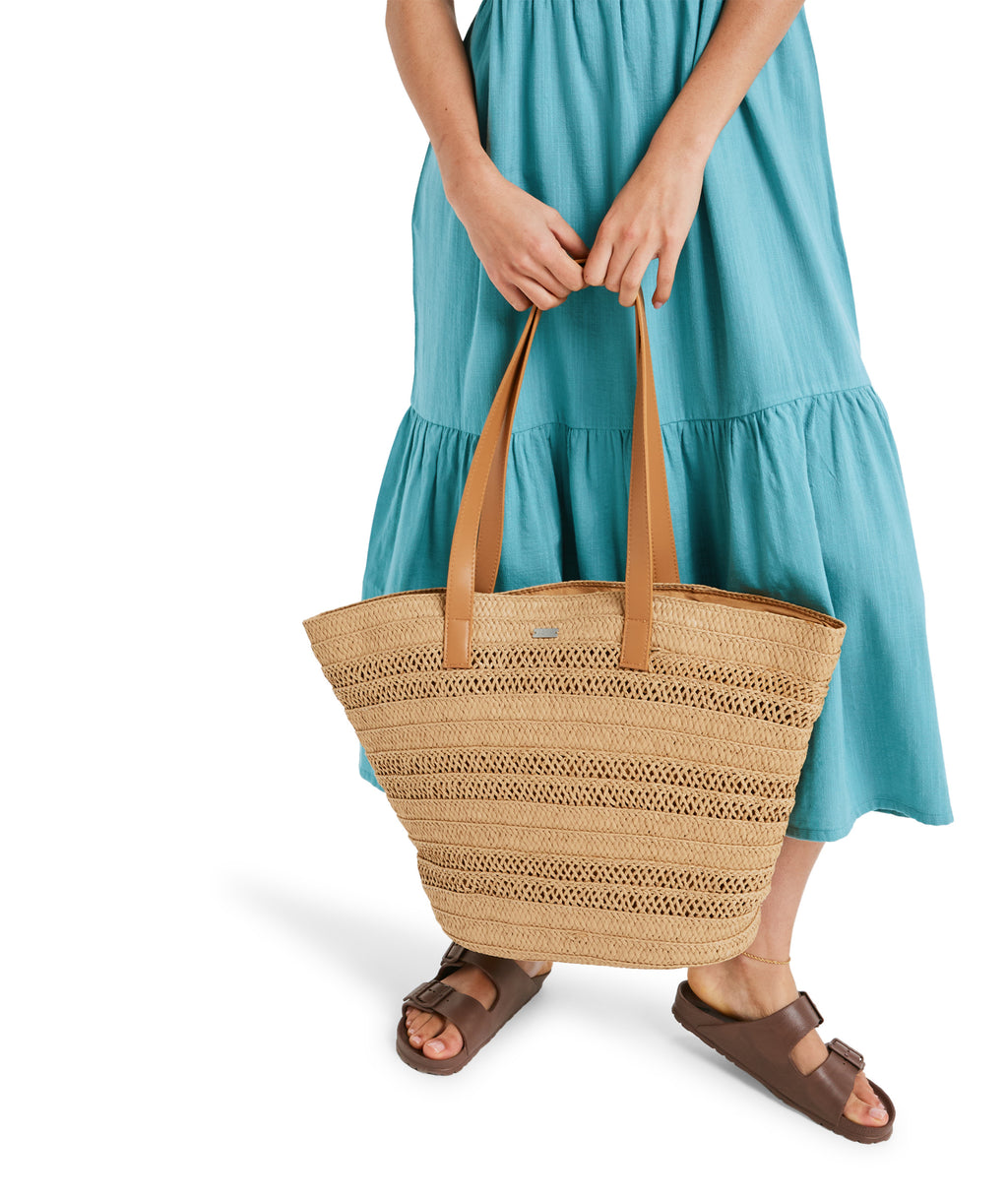 Roxy Straw Addiction in NATURAL