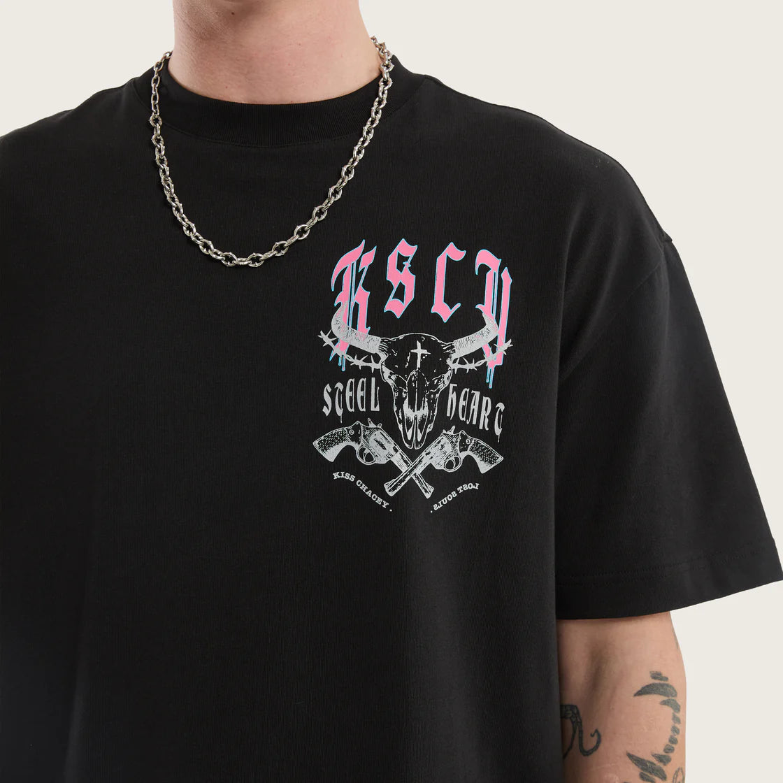Kiss Chacey Steel Heart Street Tee