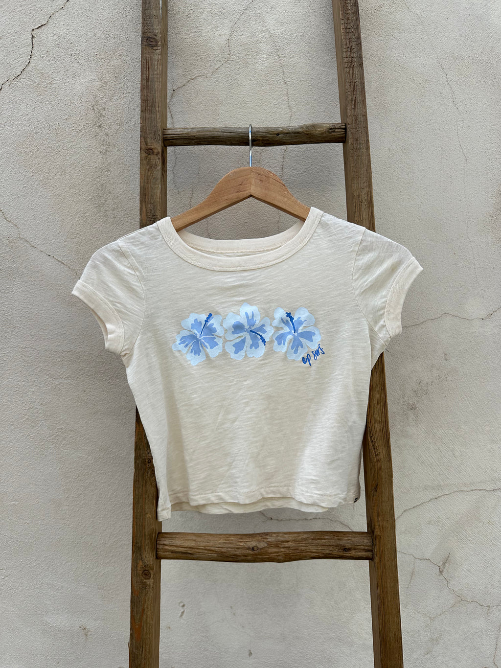 EP SURF Womens Hibiscus Cropped Tee - Cream/Blue