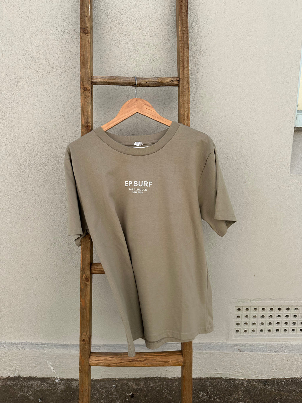 EP SURF Womens Signs Tee - Eucalyptus/Off White