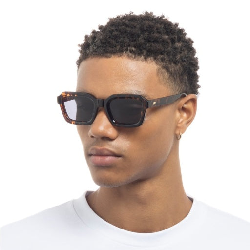 Le Specs Impossible in TOKYO TORT