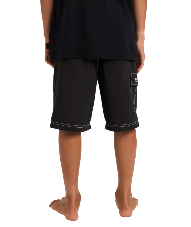 Billabong Boys Throw On in BLACK