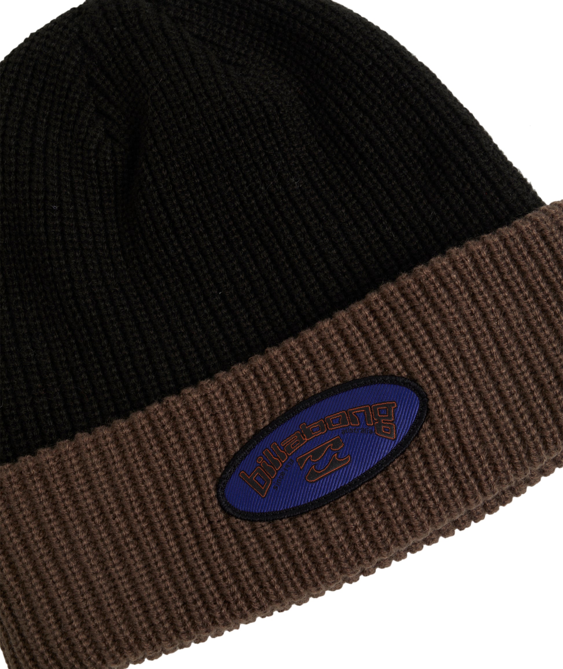 Billabong Throw Back Beanie in BLACK