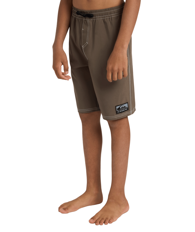 Quiksilver Exhibit 18 Youth Volley in CANTEEN