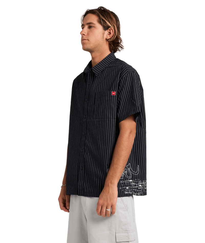 Quiksilver Altered Woven Top in BLACK