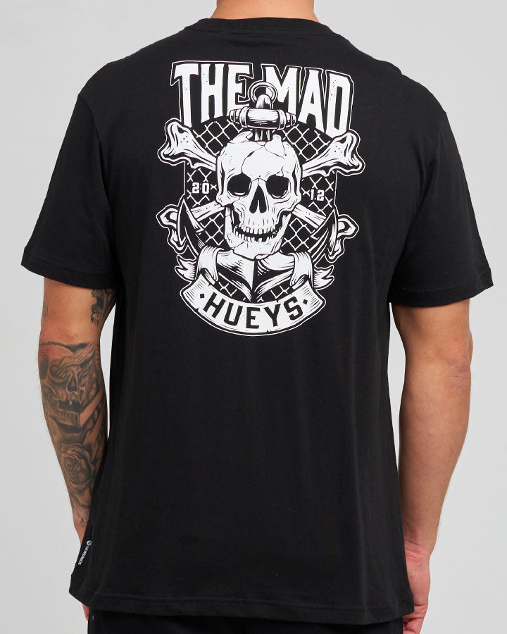 The Mad Hueys Anchor Skull | Ss Tee in BLACK
