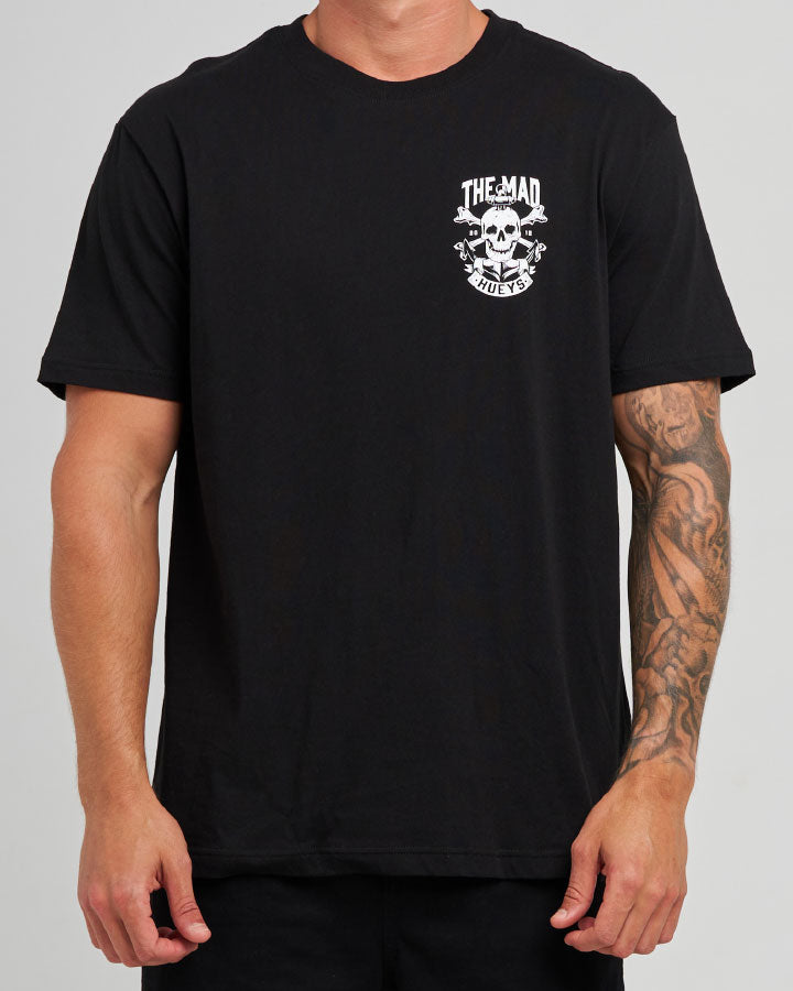 The Mad Hueys Anchor Skull | Ss Tee in BLACK