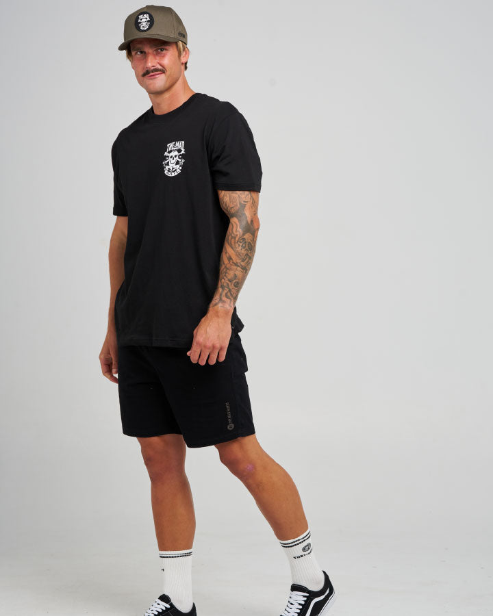 The Mad Hueys Anchor Skull | Ss Tee in BLACK