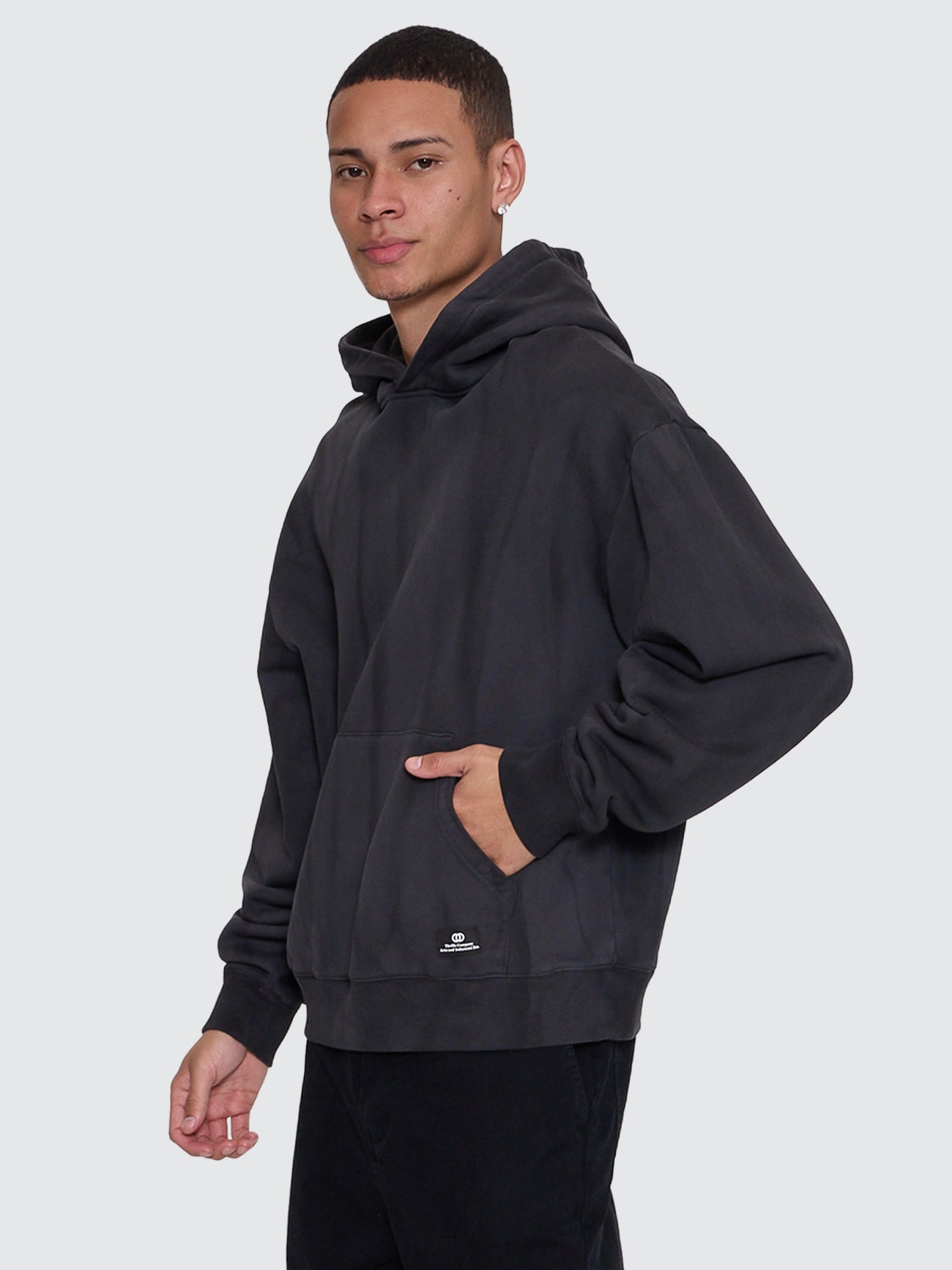 Thrills Co Arts & Industrial Slouch Pull On Cropped Hood - Sunfade Bleach Dark Charcoal in Sunfade Bleach Dark Charcoal