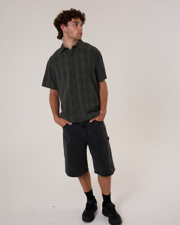 Thrills Built To Win Short Sleeve Cropped Shirt - Oil Green in Oil Green