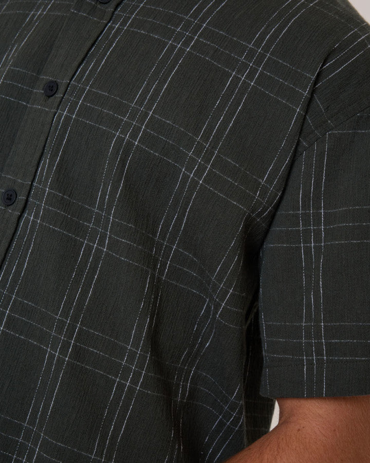 Thrills Built To Win Short Sleeve Cropped Shirt - Oil Green in Oil Green