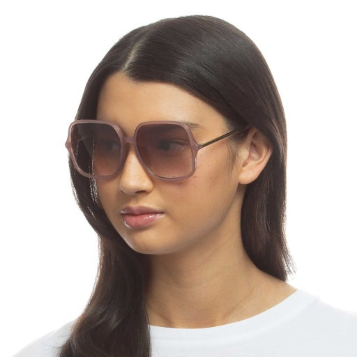 Le Specs Le Specs HEY HUNNI ALT FIT in BRN