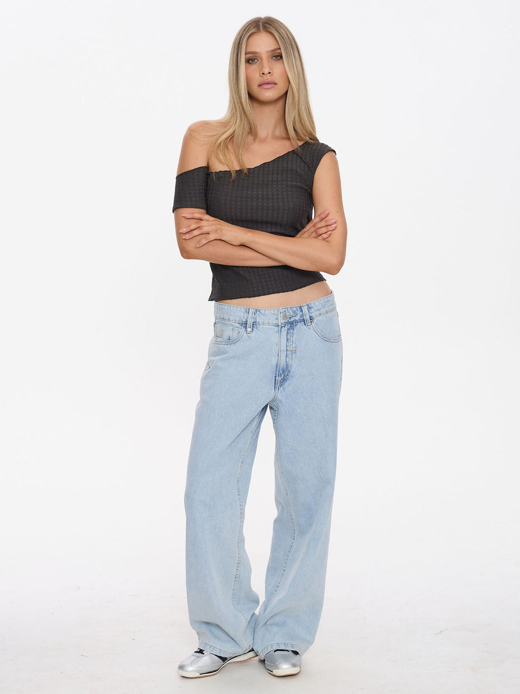 Thrills Co Care Less Top - Dark Charcoal in Dark Charcoal