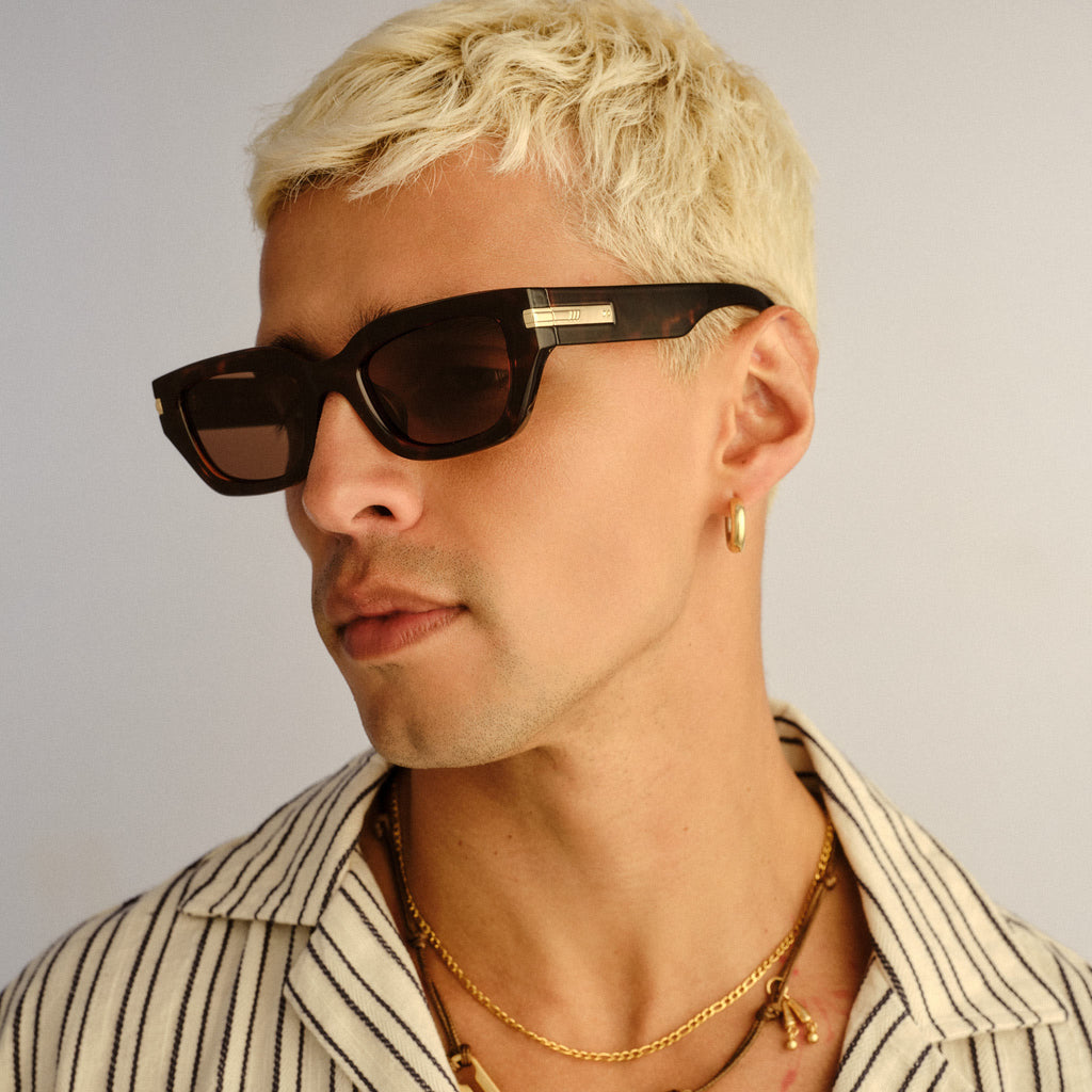 Le Specs CUBITO + TORT in BROWN MONO