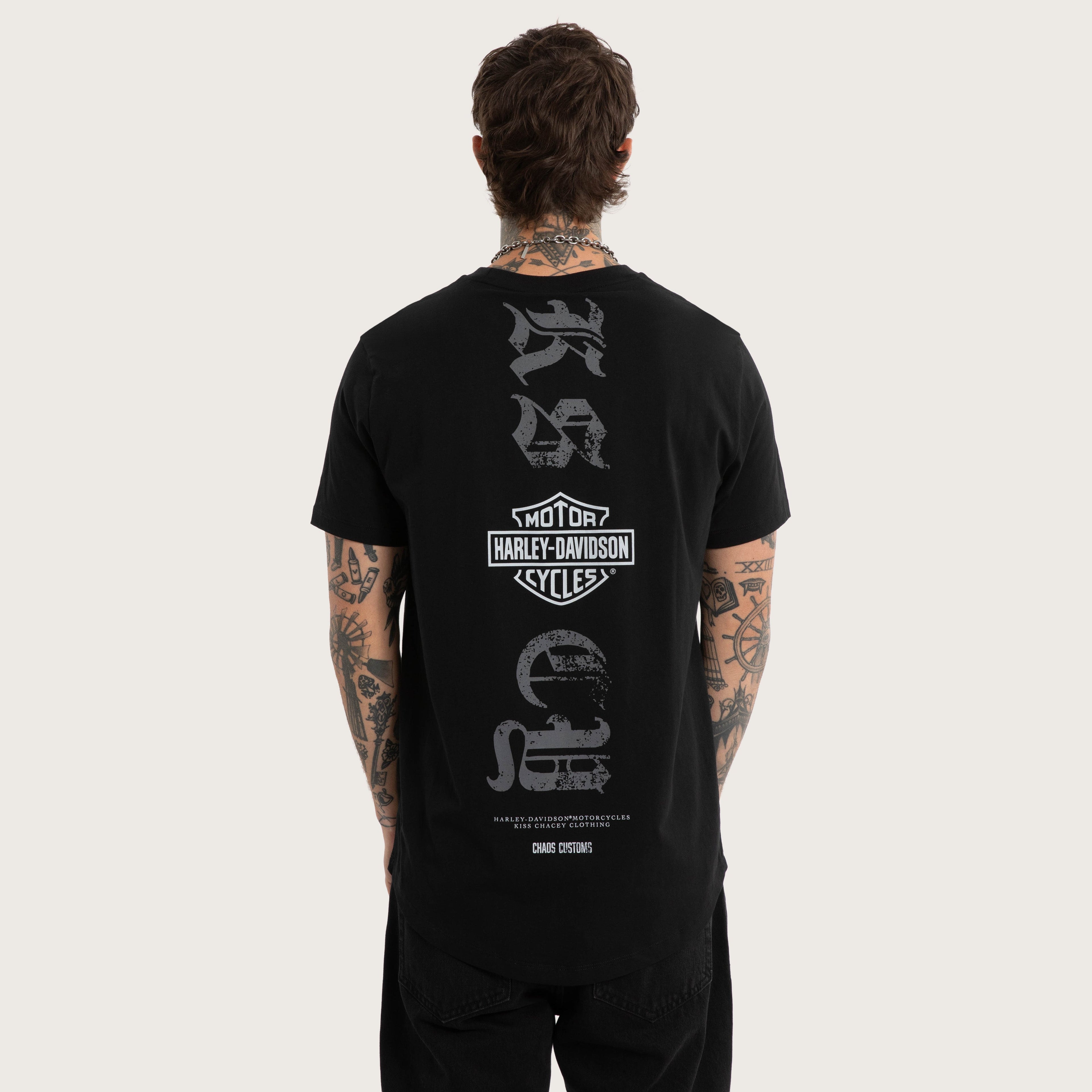 Kiss Chacey Carve Dual Curved Tee in Jet Black