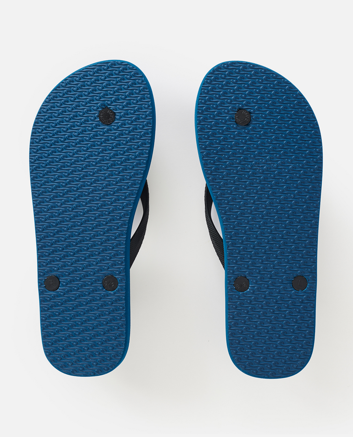 Rip Curl Classic Surf Bloom Thongs in Light Navy