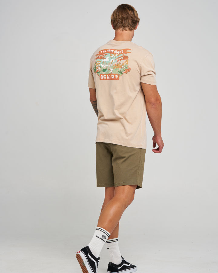 The Mad Hueys Good Day For It | Ss Tee in LATTE WASHED