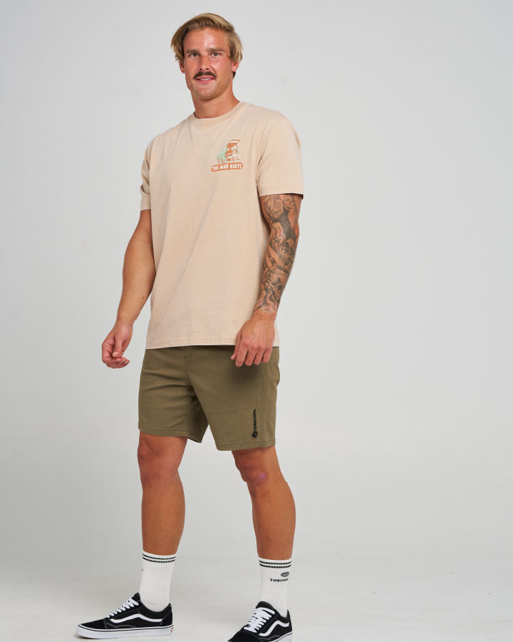 The Mad Hueys Good Day For It | Ss Tee in LATTE WASHED