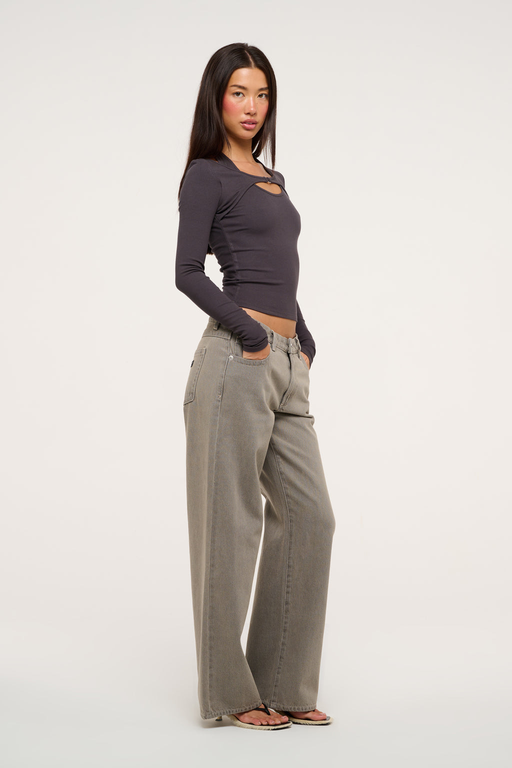 Abrand Jeans Pixie Halter Ls Top in CHARCOAL